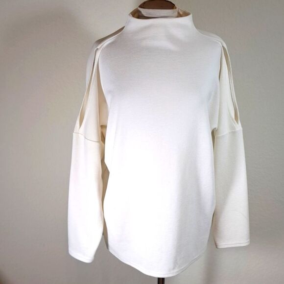 Zenergy by Chico’s Women’s Top Large Off White Mock Turtleneck Cold Shoulder - Picture 1 of 13